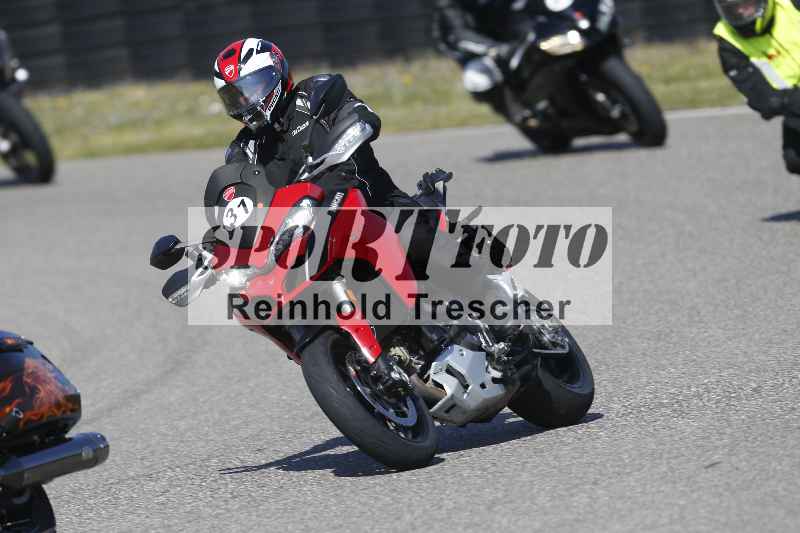 /01 02.04.2026 MAZ ADR/Gruppe rot/31